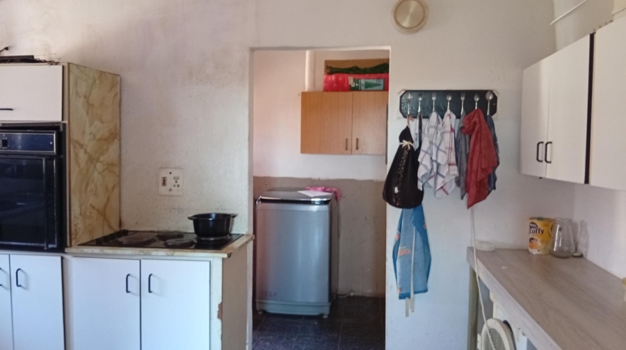 3 Bedroom Property for Sale in Louwville Western Cape